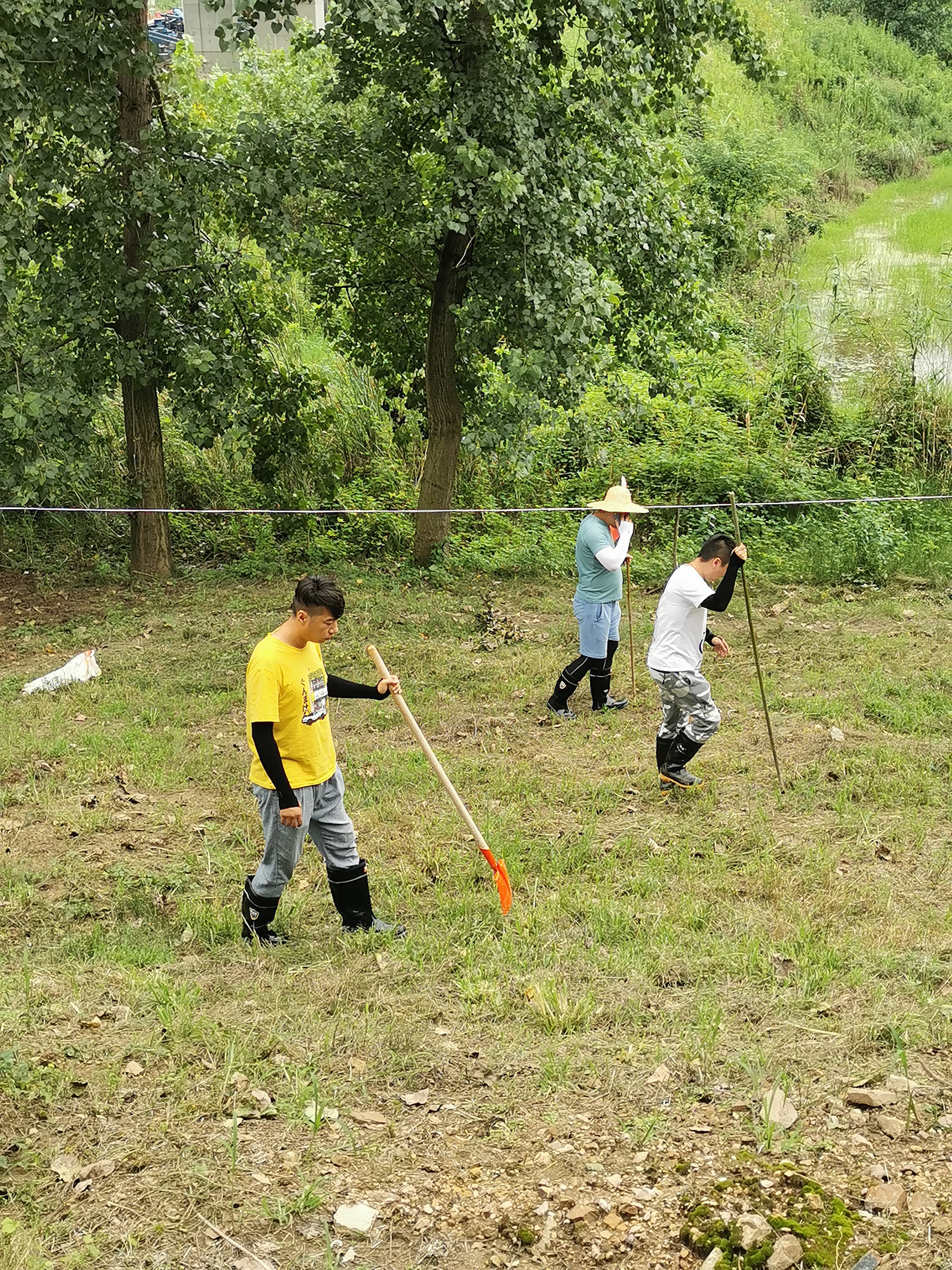 王旗華慰問防汛抗洪突擊隊(duì)(圖7)